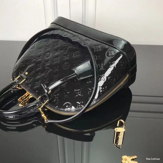 Repzbay PM VUITTON LOUIS ALMA 0820